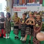 Lingkungan Terampil Menggelar Pekan Seni PAR